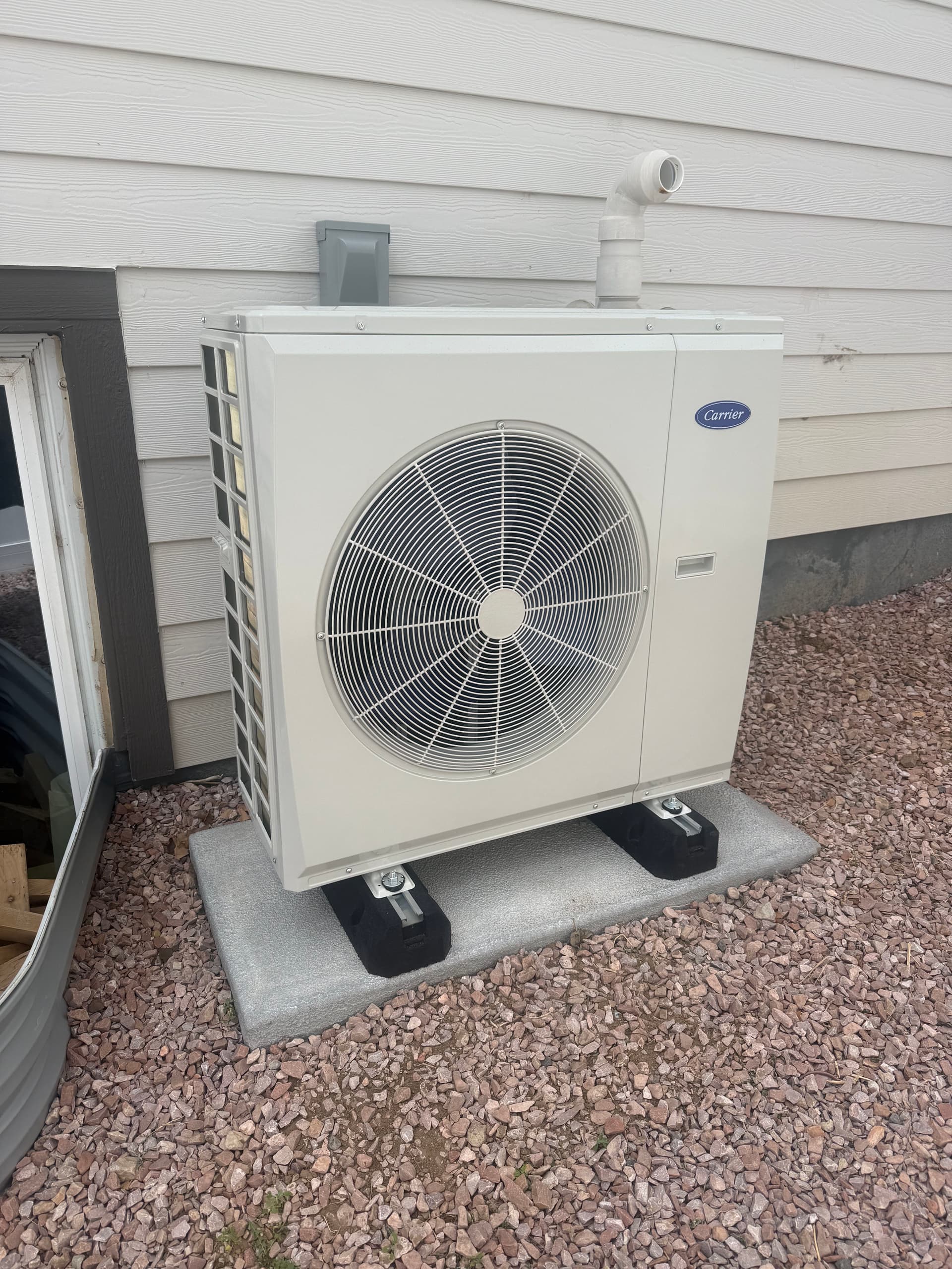 Heat Pump Installation in Longmont Brings Year-Round Comfort image