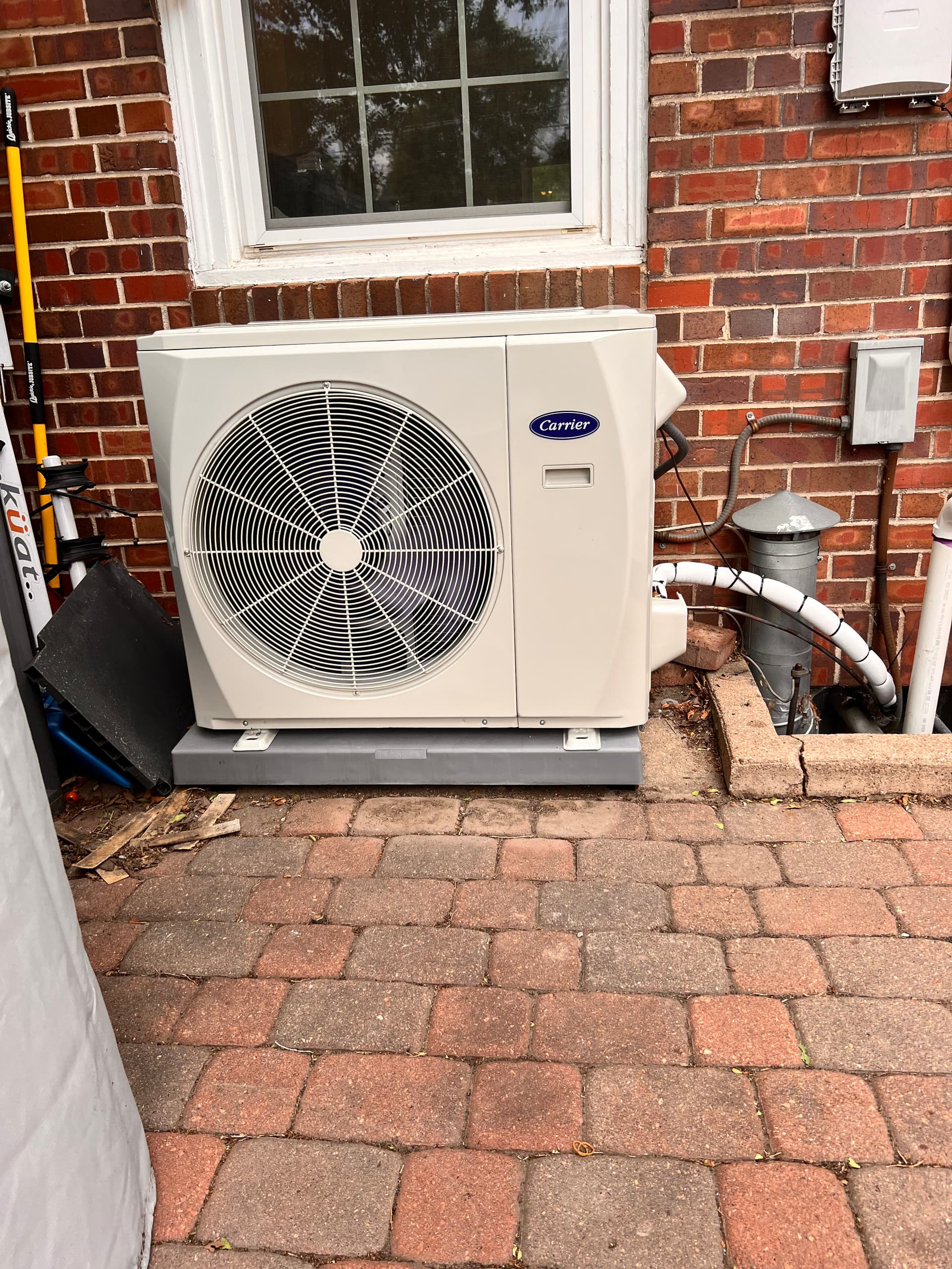 Heat Pump and High-Efficiency Furnace Install in Longmont image