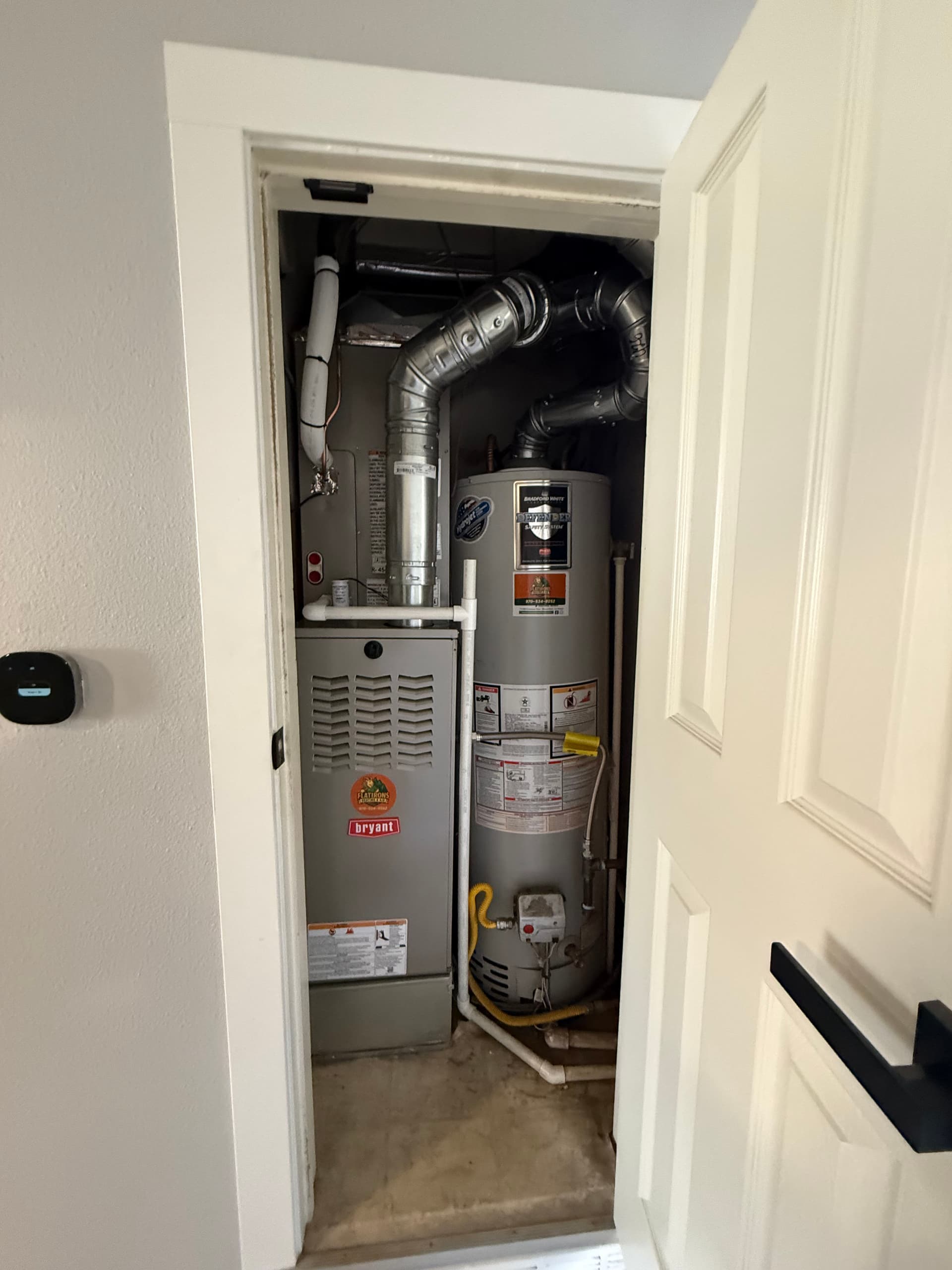 Efficient Furnace and Heat Pump Installation image